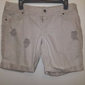 Rue 21 cream rolled up cuff jean shorts